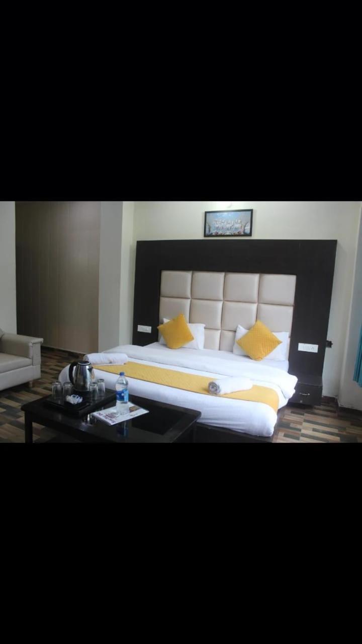 hotel stay well Banikhet Buitenkant foto