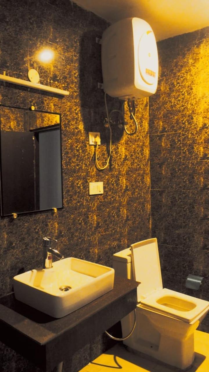 hotel stay well Banikhet Buitenkant foto