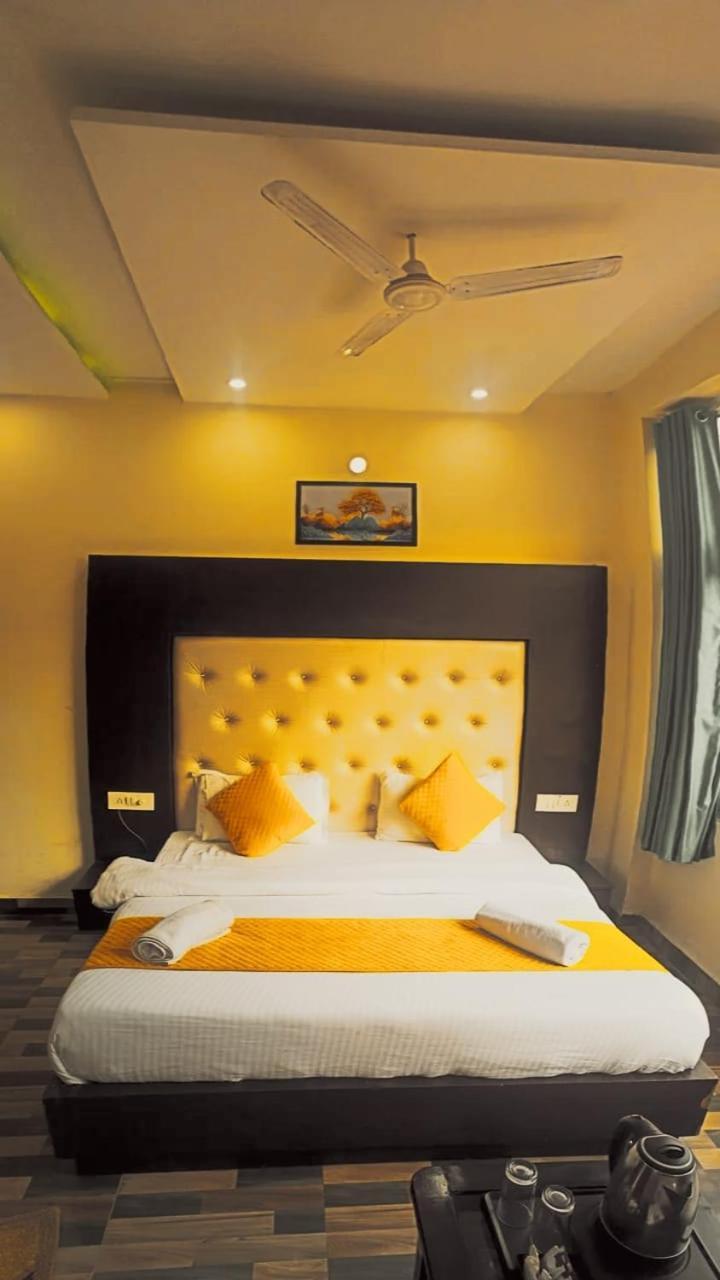 hotel stay well Banikhet Buitenkant foto